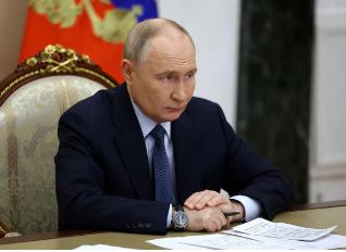 普京签署新法律：赴乌参战最多可免1000万卢布债务