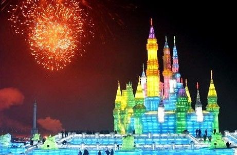 冰雪大世界糖葫芦摊位100万元起拍，游客购买糖葫芦会不会更贵？