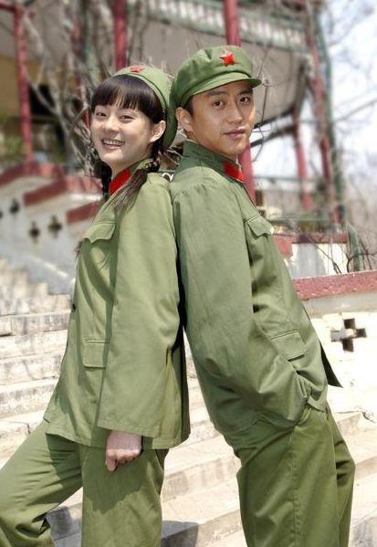 蒋欣生图引发热议：从华妃到樊胜美，她如何面对网络的评价