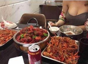 吃完这顿就2025了：抖音直播间里的美食狂欢与消费新趋势