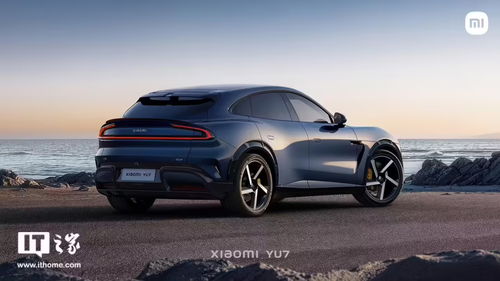 小米 YU7 SUV 实车再曝光：独特的括号状转向灯设计