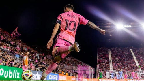 梅西获美国总统自由勋章：一个足球巨星的荣耀时刻