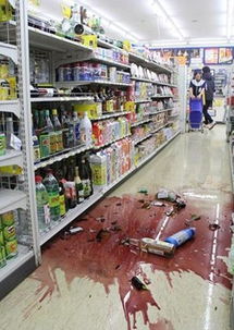 亲历地震：超市货物散落一地，那一刻的震撼与温情