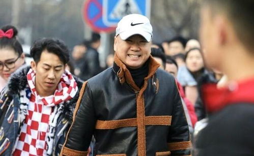 刘谦再登央视春晚舞台，与小尼合作再现奇迹时刻