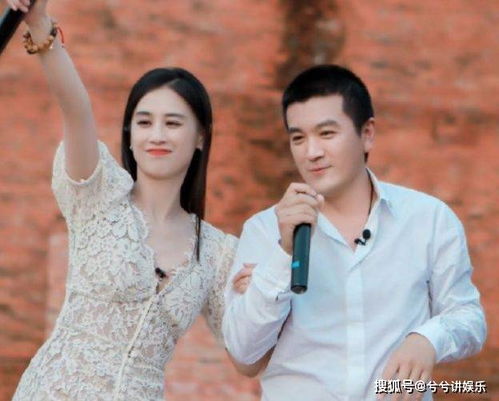 杨子直播求婚黄圣依：背后的故事与情感波折