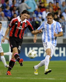 巴黎圣日耳曼4-2逆转曼城：欧冠小组赛的惊天逆袭