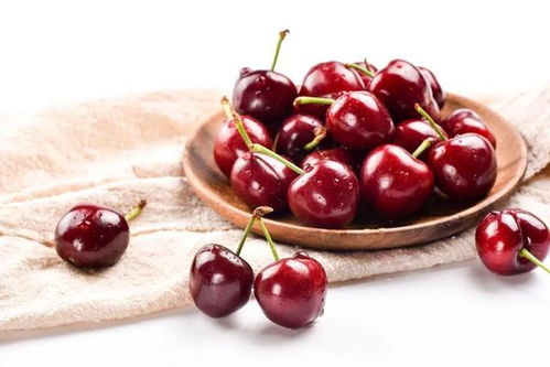 车厘子大降价背后的经济现象：从我亲历的市场变化说起