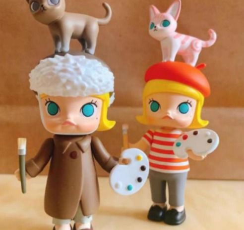 泡泡玛特的开光师之困：从盲盒到多元化，潮玩巨头的新挑战