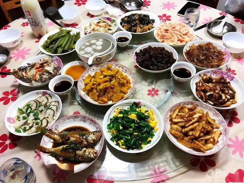 晒出一桌年夜饭：那些背后的故事