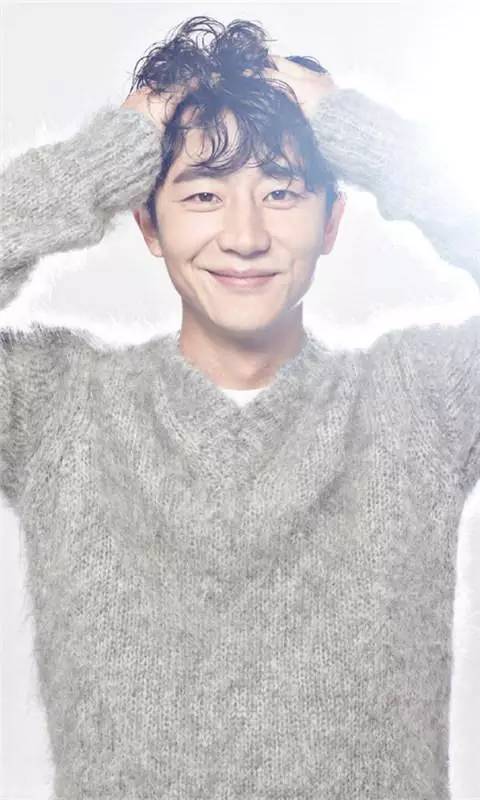 黄轩春晚翻车现场：对口型像烫嘴了？背后的故事