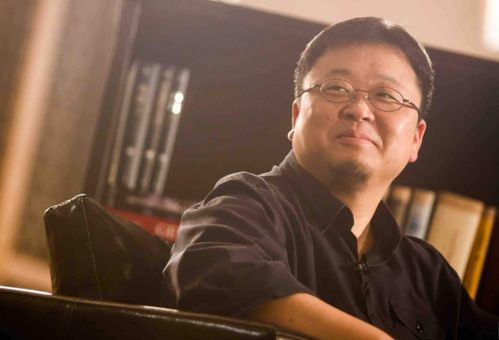 罗永浩的“真还传”：从6亿到8.24亿，他如何做到的？