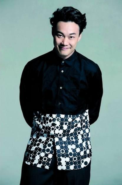 当《孤勇者》遇上奥运健儿：陈奕迅与张雨霏等人的合唱背后