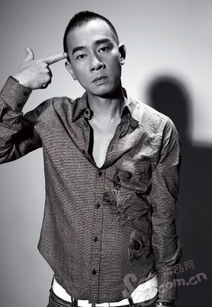 如何评价汪明荃、陈小春、张智霖、薛凯琪等表演的粤语歌串烧《湾区乐好》？