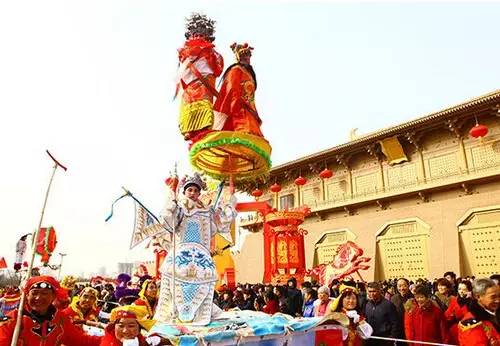 用中式美学打开非遗春节