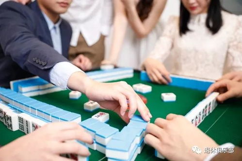 过年打麻将又菜又爱玩：一个年轻人的麻将春节