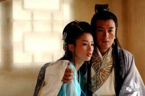 黄圣依不当白蛇当金蛇：从《功夫》到《乘风破浪的姐姐》的蜕变之路