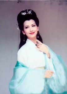 赵雅芝蛇年最忙女人：春晚舞台上的传奇回归