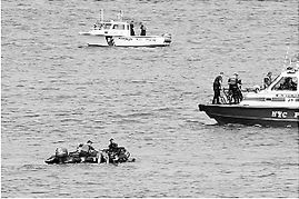 美国两机相撞坠河事故：超过30名遇难者遗体被找到，背后的故事与可能的事故原因