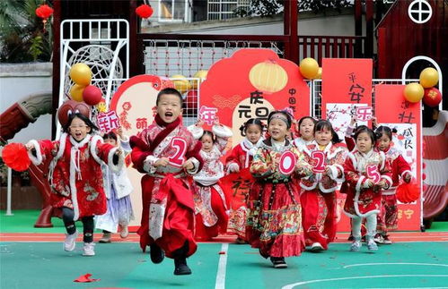 传统习俗迎新年：抖音上的新春盛宴