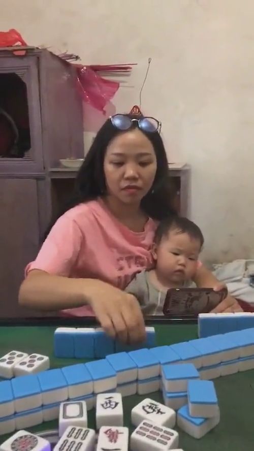 为了打麻将，小姨哄孩子的招数有多拼？