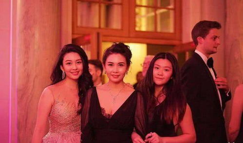 邱淑贞一家过年看射雕：温情与江湖的交融