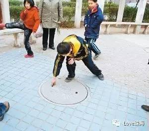 资中小孩放鞭炮引发沼气燃爆：事故背后的安全警示