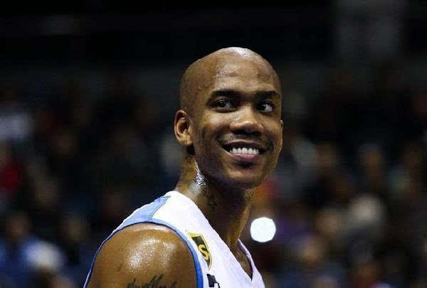 马布里在北京和香港两地报警：背后的故事