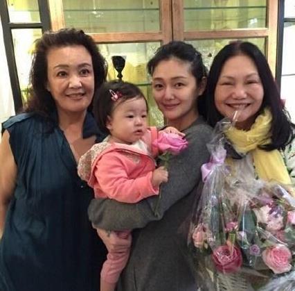 汪小菲换黑色头像背后：一场情感的沉思与转变