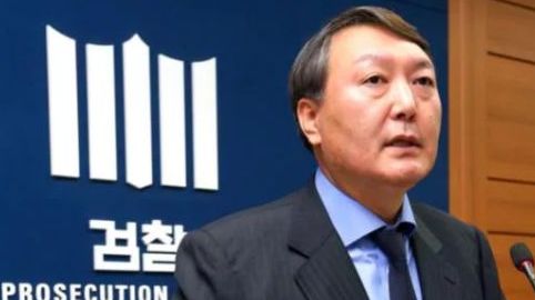 聚焦尹锡悦内乱案：法律与政治的交织