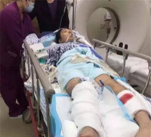 惊！女生醒来发现相亲对象在床边，尴尬瞬间引爆网络热议