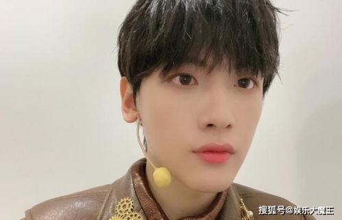 逐梦路上的坚持：翟潇闻的奋斗历程