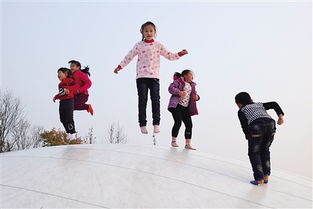 我们的春节：亿缕阳光温暖心田