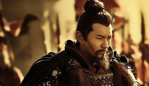 岳飞的罪名：史学界如何解读这位民族英雄的命运