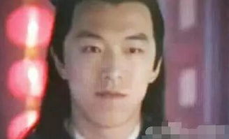 严屹宽回应撞脸敖光：一场娱乐圈的趣味风波