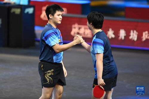 林诗栋蒯曼混双夺冠：青春风暴席卷乒坛