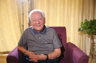 黄晓明深情悼念黄旭华院士：演绎英雄故事，致敬伟大科学家