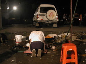 网传湖南警车连撞三车后驾驶员逃逸事件始末