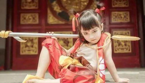 男生地铁COS哪吒引围观，网友：这才是真正的国潮！