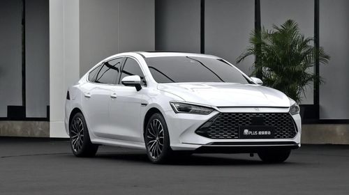 比亚迪秦PLUS智驾版即将上市：天神之眼加持，第五代DM技术引领未来