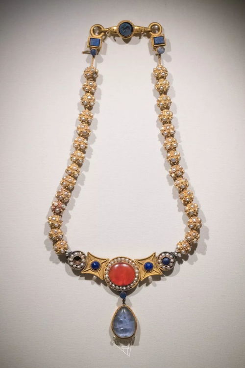 消失的金项链为何“凭空出现”？住家保姆：是我算命帮你求回来的