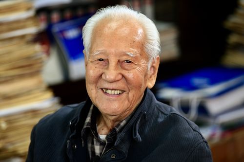 送别黄旭华院士：武汉的鲜花见证一座城市的哀思