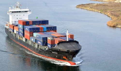 伊朗用货轮改装航母？我亲历的震撼现场