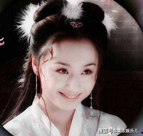 余莺儿扮演者直播自曝曾肇事逃逸：从荧幕到现实，她的人生发生了什么？