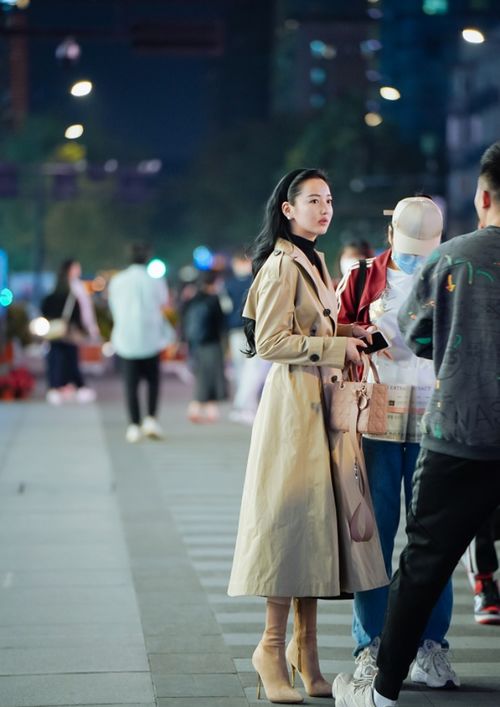 暖和了，这身冬装都不要了？他的故事让你重新思考“季节与衣物”