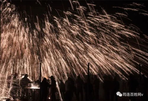 亲历敦煌打铁花：当炽热的铁花与人群相遇