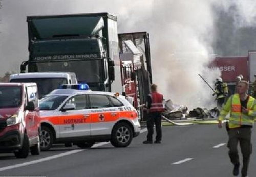 亲历者视角：从亚利桑那州飞机碰撞事件到汽车碰撞测试的思考