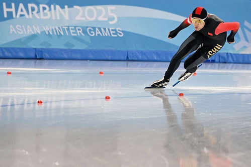 中国健儿在亚冬会创造“中国速度”