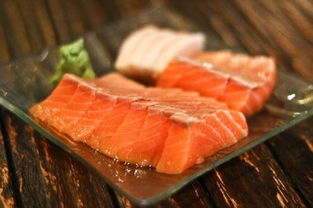 挪威2.7万条三文鱼“越狱”事件：一场生态与经济的双重考验