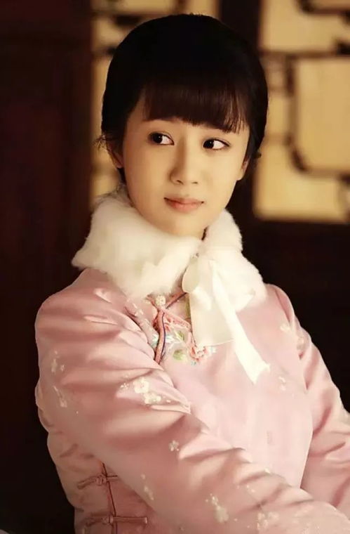 杨紫古装吃汤圆，甜美造型引发热议！