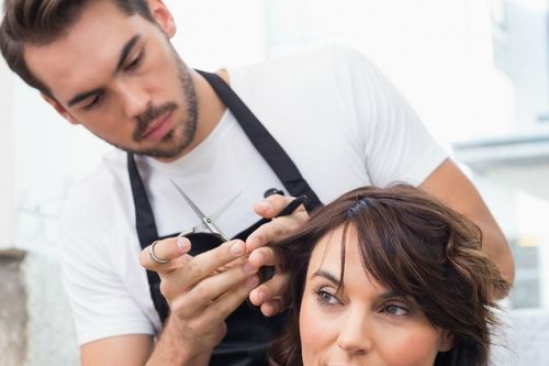 先知AIGC：引领美妆行业创新变革